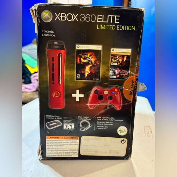 Xbox 360 Elite Resident Evil 5 Limited Edition Red/White Console Bundle/ CIB - Picture 7 of 11